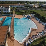 Flat With Swimming Pool And Balcony *