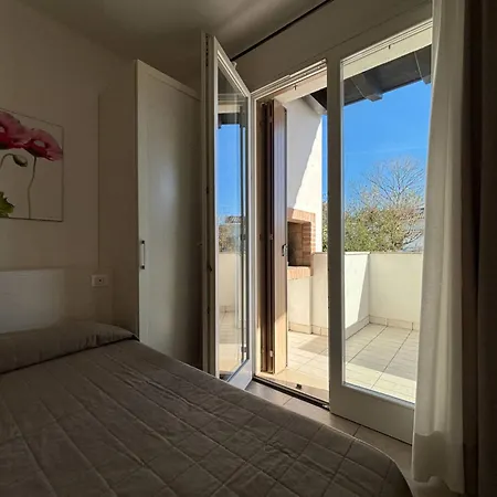 Relaxing Flat With Swimming Pool And Parking Apartmán *